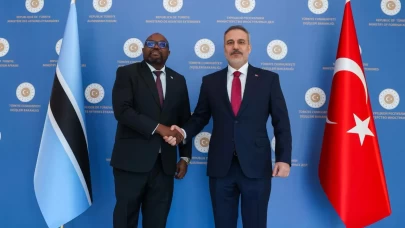 Bakan Fidan, Botsvanalı mevkidaşı ile Ankara'da bir araya geldi