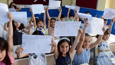 2026 okullar ne zaman kapanacak? Yaz tatili ne zaman başlıyor, karneler hangi gün verilecek?