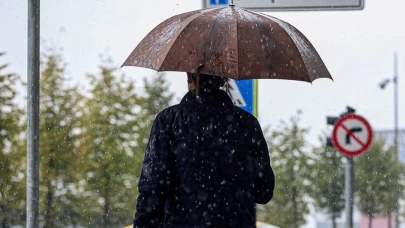 Güneyde toz, kuzeyde sağanak var!