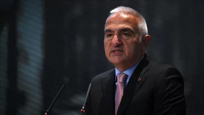 Bakan Ersoy, Kilis'te restore edilen 3 caminin açılışını gerçekleştirdi