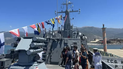 23 Nisan'da 23 savaş gemisi ziyarete açılacak