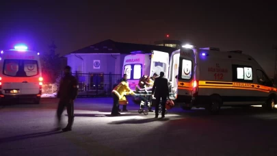 Şanlıurfa'da iki otomobil çarpıştı