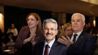 Bursa’da "Yolsuzluk düellosu": Bozbey ‘o imzaladı’ dedi, Erdem ‘gözümden kaçmış’ diye yanıtladı!