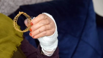 'Kefen param için canımdan oluyordum!' Kapıyı açtığı komşusu boğazına bıçak dayadı