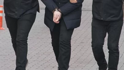 Komşusunu ve oğlunu öldüren zanlı tutuklandı!