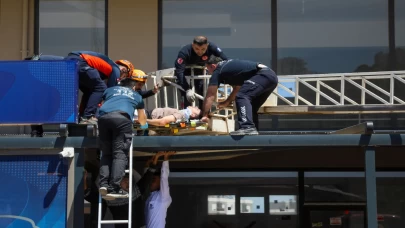 Antalya'da feci kaza: 4. kattan tentenin üzerine düşerek kurtuldu