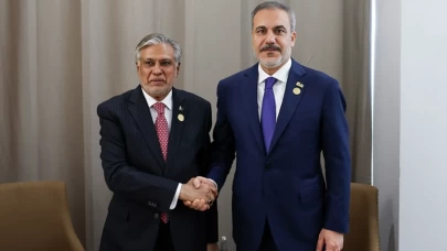 Hakan Fidan’dan diplomasi trafiği: Pakistanlı mevkidaşı ile savaşı görüştü!