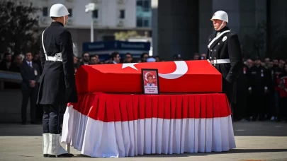 İstanbul’da trafik kazasında şehit olan polisimize son veda