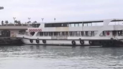 Kadıköy’de yolcu teknesinde yangın!