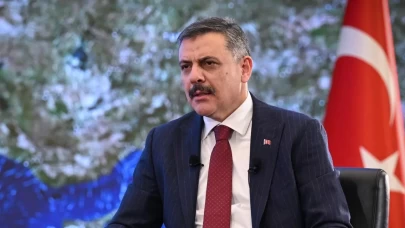 Bakan Çiftçi mesai arkadaşlarını tebrik etti
