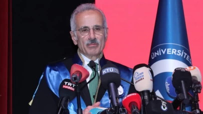 Bakan Uraloğlu'ndan Trabzon'a dev projeler: Yeni havalimanı ve raylı sistem yolda