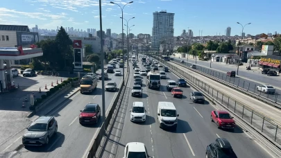 İstanbul'da bayram trafiği: Yoğunluk akşam saatlerinde arttı!