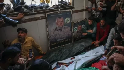 Katil İsrail’den Gazze’ye kanlı saldırı: Kassam komutanı hayatını kaybetti