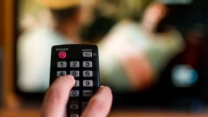 6 Mayıs 2026 reyting sonuçları: Eşref Rüya mı yoksa Yeraltı mı kazandı? İşte haftanın galibi