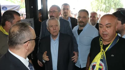 Aziz Yıldırım Yalova’da taraftarlarla buluştu