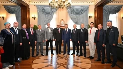 Türk dünyası temsilcileri Antalya’da bir araya geldi