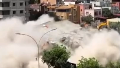 Adana'da korkunç ihmal! Yıkılan binadan son anda kaçtı: Ölümle burun buruna geldiği o anlar kamerada!