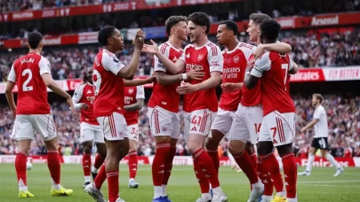 Premier Lig’de 22 yıl aradan sonra şampiyon Arsenal