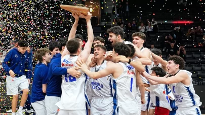 Anadolu Efes, Basketbol Gençler Ligi’nde şampiyon oldu