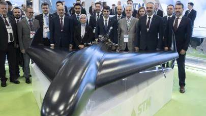 STM’den yeni kamikaze İHA: 'KUZGUN' ilk kez görücüye çıktı