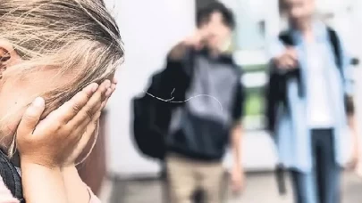 İstanbul'da okul çıkışı vahşet! 3 kız öğrenci, akranını acımasızca darp etti