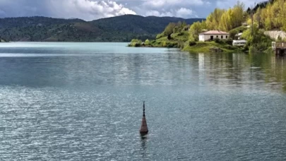 Eski köy ve cami minaresi yeniden sular altında kaldı