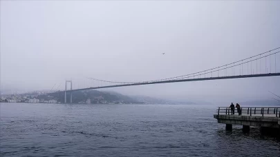 Arıza yapan gemi çekildi, İstanbul Boğazı yeniden trafiğe açıldı