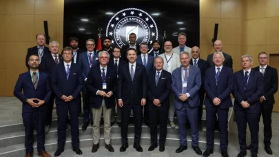 Bakan Bayraktar'dan Belçika açıklaması: Türkiye'nin enerji vizyonunu dünyaya anlattık