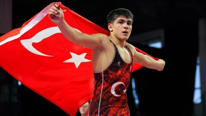 Milli güreşçilerden Bulgaristan'da madalya yağmuru