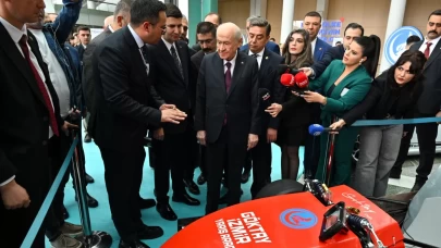 MHP Lideri Bahçeli, TEKNOCAK Festivali'nde stantları gezdi