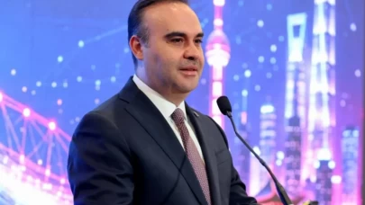 Sanayi ve Teknoloji Bakanı Kacır duyurdu: Gençlerimiz bilim olimpiyatlarından yine madalyalarla döndü