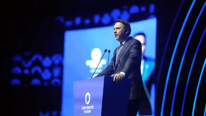 Bakan Bayraktar: 'Temiz enerjiye geçişte somut çözümler üreteceğiz'