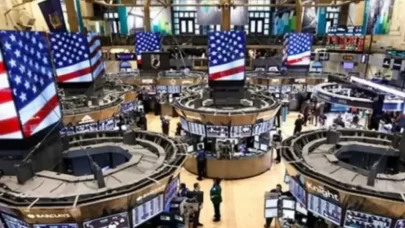 Wall Street'te enflasyon depremi