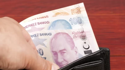 Emekli bayram ikramiyesi 2026 ödemeleri başladı!