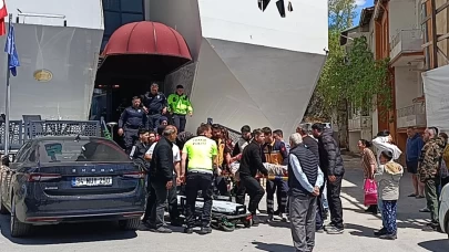 Edirne'de yol verme kavgası: 3 yaralı, 8 gözaltı!