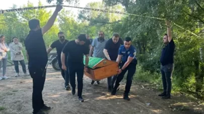 Edirne'de bayram acısı: Tunca Nehri iki arkadaşa mezar oldu!