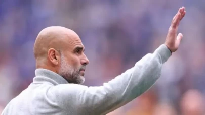 Guardiola ve Manchester City efsaneleri son maçına çıktı