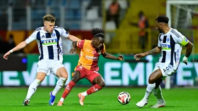 Kasımpaşa, Galatasaray galibiyetiyle Süper Lig'e tutundu