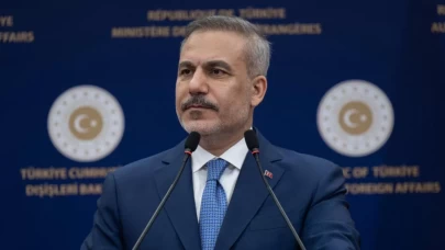Hakan Fidan, Ummanlı mevkidaşıyla görüştü