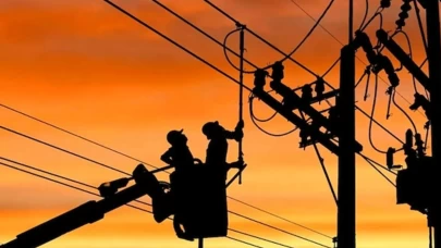 SON DAKİKA: Dev elektrik kesintisi başladı