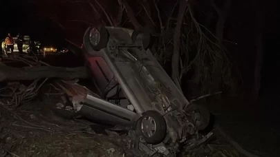 Yoldan çıkan araç devrildi