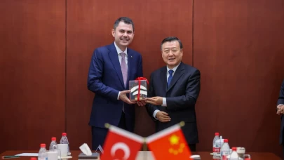 Bakan Kurum Pekin'de imzayı attı: Şehircilikte ezber bozan yeni dönem başlıyor