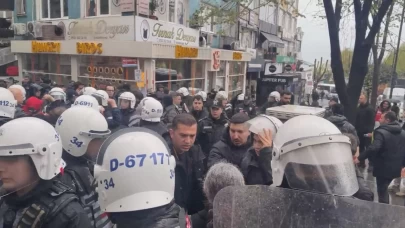 Barbaros Bulvarı'nda izinsiz gösteriye polis müdahalesi