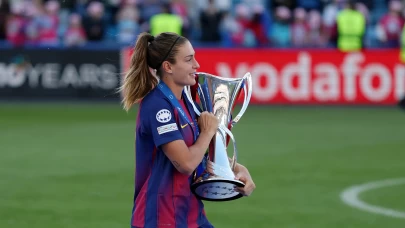 Alexia Putellas Barcelona'dan ayrıldı