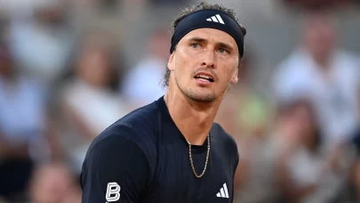 Alexander Zverev, Roland Garros'ta üçüncü tura yükseldi