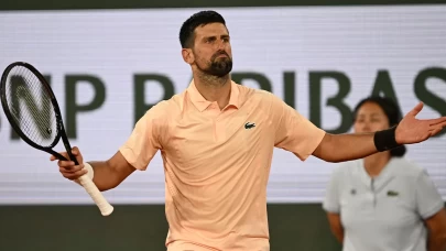 Novak Djokovic Fransa Açık'ta turladı