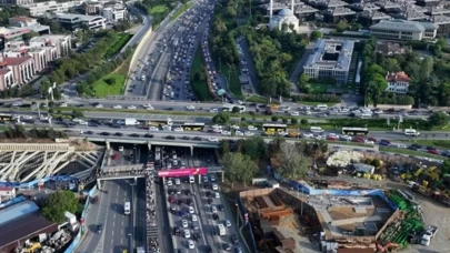 Birçok noktada trafik kontrollü sağlanıyor