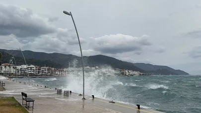 Meteoroloji'den bu bölgelere uyarı! 60 kilometre hızla vuracak