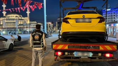İstanbul'da taksi skandalı canlı yayında deşifre oldu!