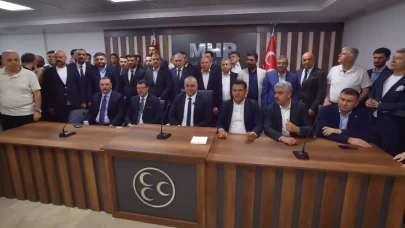 MHP Adana İl Başkanlığı'nda bayrak değişimi